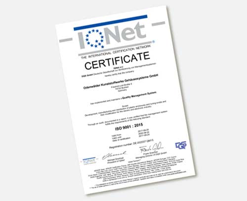 Zertifikat IQNet ISO 9001 : 2015
