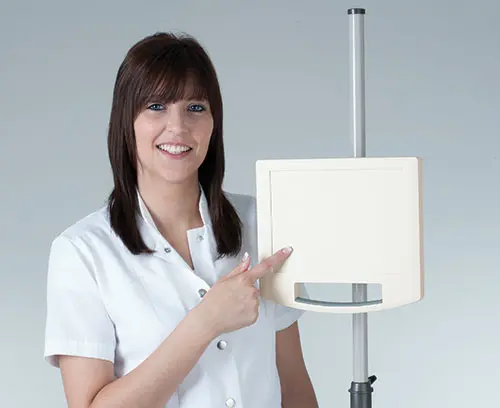 CARRYTEC am Stativ befestigt