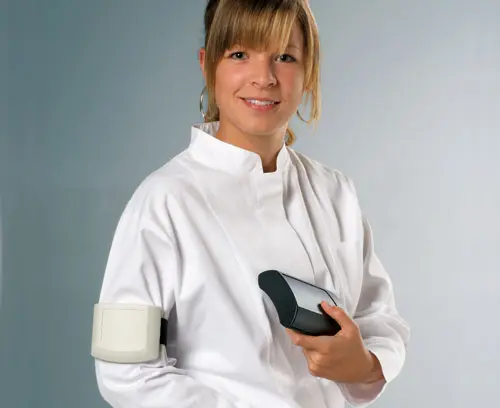 ergonomisch geformt, bequem zu tragen