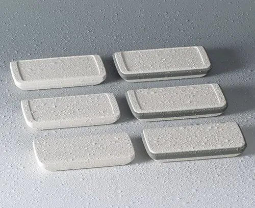 Schutzart IP 54: Gehäuse Ausf. IV-VI mit TPE-Zwischenring oder Schutzart IP 65 opt.: Gehäuse Ausf. I-III mit Dichtung (Zubehör)