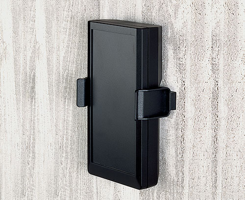 Rangement en toute sécurité sur le support mural