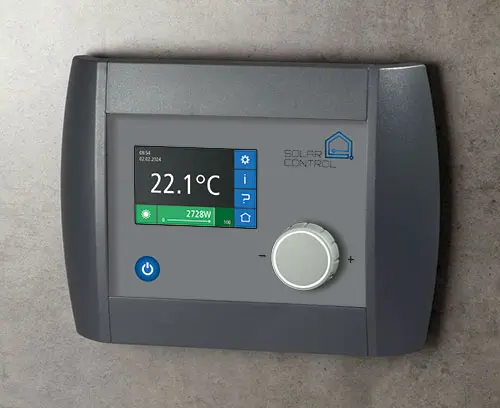 Superficie di comando incavata per proteggere tastiera a membrana